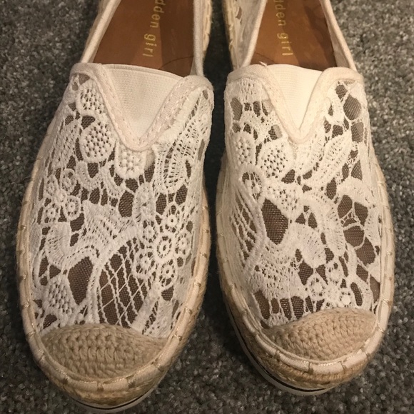 a see through flower flat thick braided bottom - Picture 2 of 6